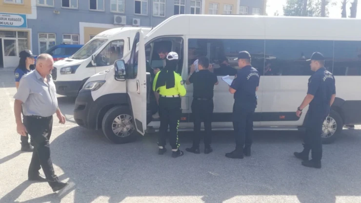 Hanönü'nde Öğrenci Servisleri Denetlendi