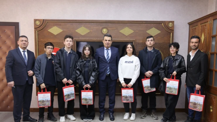 Hasan Gümüş Misafirlerini Ağırladı