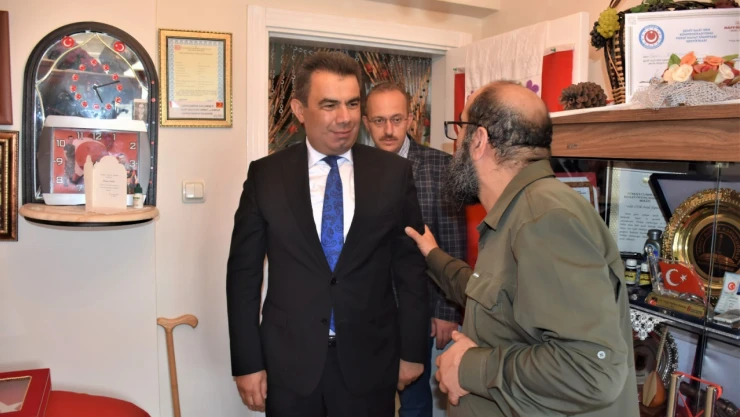 Hasan Gümüş'ten şehit ailesine ziyaret