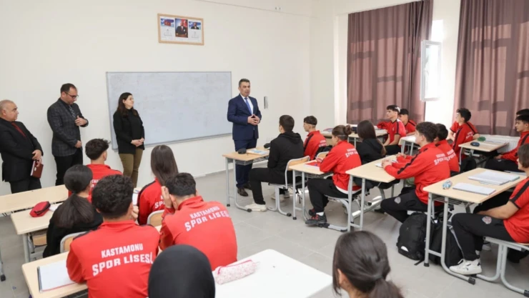 Hasan Gümüş'ten Spor Lisesi'ne Ziyaret