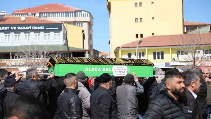 Hayatını Kaybeden Belediye Personeli Defnedildi