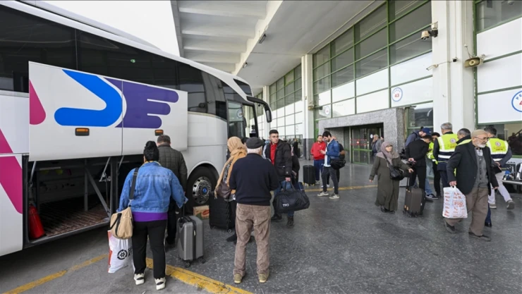 Her Yolcu, Yolcu Olmayabilir