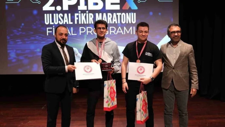 Hitit Üniversitesi Öğrencilerine İkincilik Ödülü