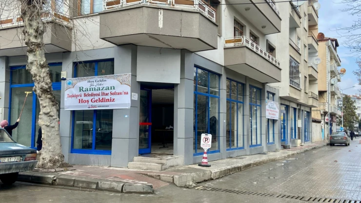 İftar Çadırını Kapalı Alanda Kuracaklar