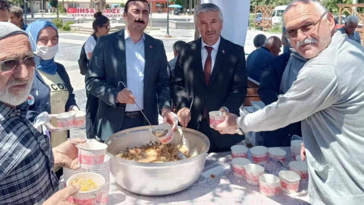 İhsangazi'de Aşure İkramı Yoğun İlgi Gördü