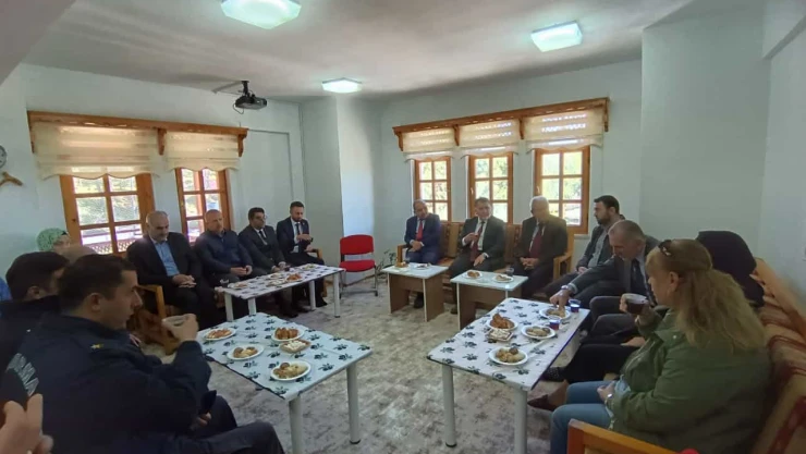 İhsangazi'de Gençlik Merkezi Açıldı