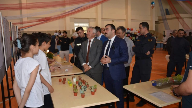 İhsangazi'de TÜBİTAK Bilim Fuarı Açıldı