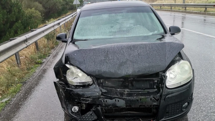 İki Otomobil Çarpıştı: 1 Yaralı