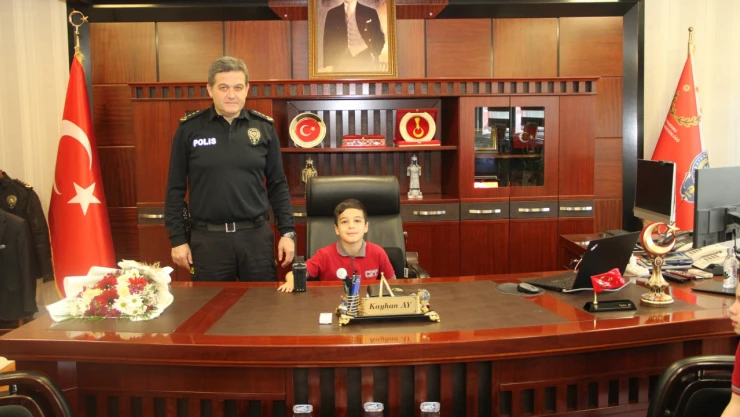 İl Emniyet Müdürü Kayhan Ay Misafirlerini Ağırladı