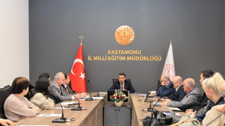 İl Milli Eğitim Müdürü Hasan Gümüş Toplantı Gerçekleştirdi