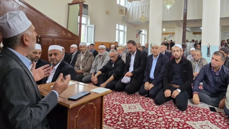 İl Müftüsü Bekir Derin Yarışlar Köyü'nde Mevlid Programına Katıldı