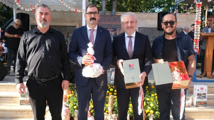 İl Sağlık Müdürü Yavuzyılmaz'a Teşekkür Plaketi
