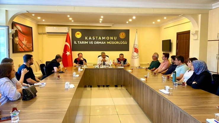 İl Tarım ve Orman Müdürü Ahmet Kılıç, Veteriner Hekimlerle Buluştu