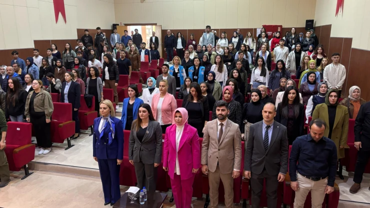 'İlham Veren' Panel Abana'da Düzenlendi