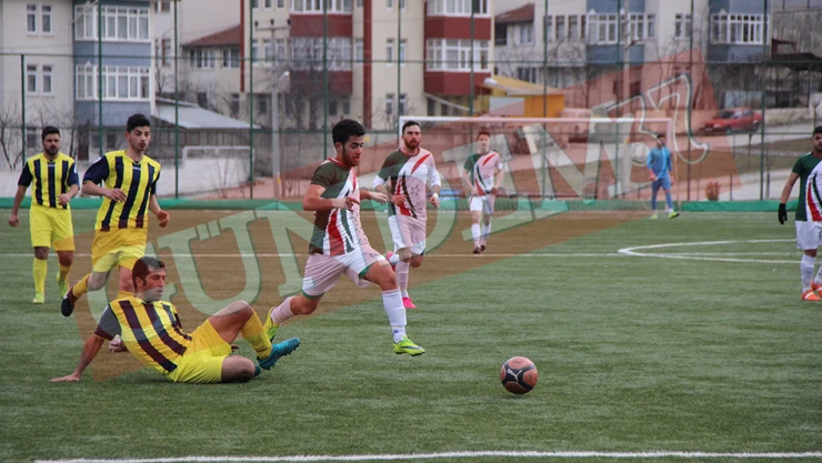 1'inci Amatör'de zirve mücadelesi çetin