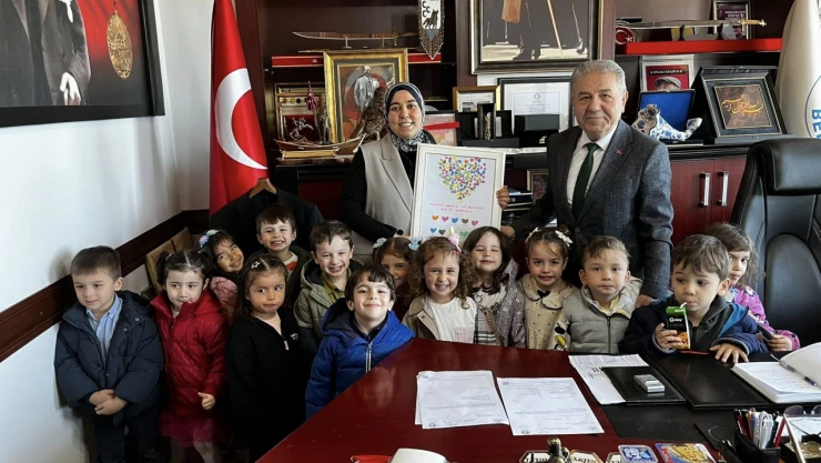 İnebolu Belediye Başkanı Engin Uzuner, TOBB Anaokulu'nu Ziyaret Etti