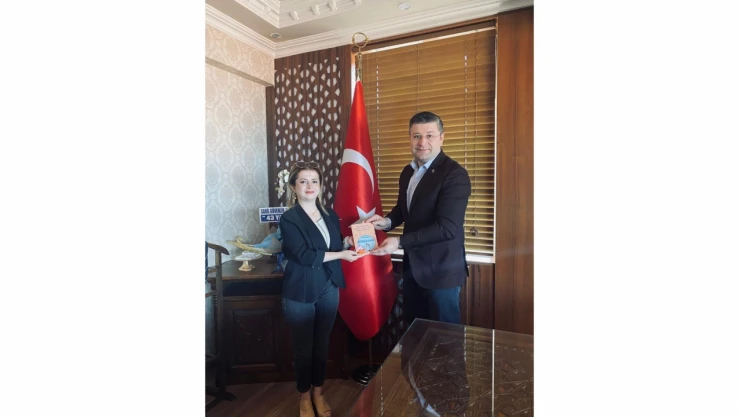 İnebolu BİLSEM Müdürü Şiirlerini Kitaplaştırdı