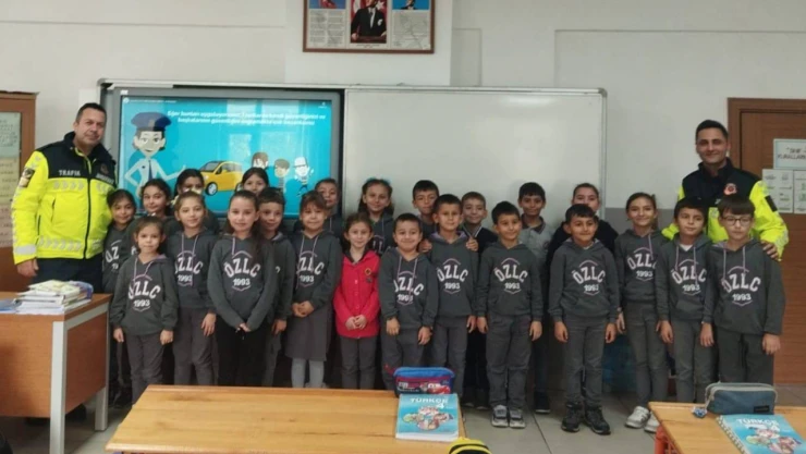 İnebolu'da Miniklere Trafik Eğitimi Verildi