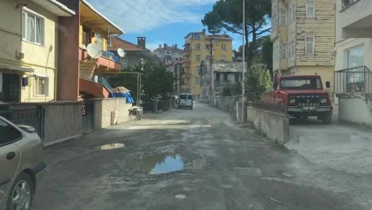 İnebolu'da Yol Trafiğe Kapatıldı: Alternatif Güzergahların Kullanılması İstendi