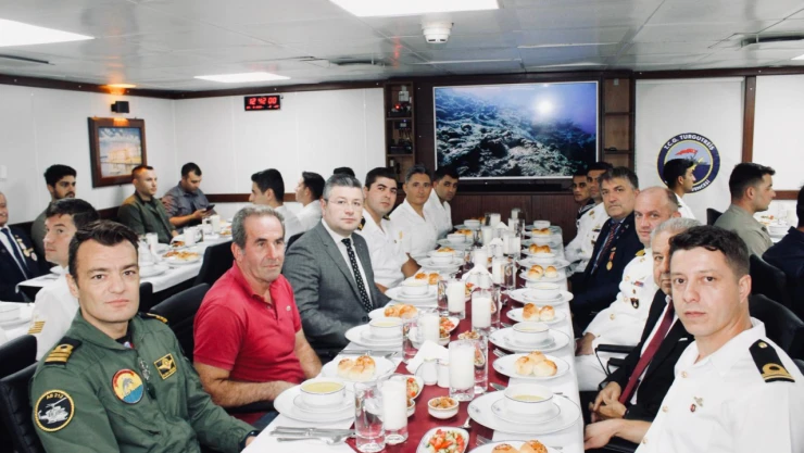 İnebolu Kaymakamı Uçar, Şehit Aileleri ve Gazilerle TCG Turgutreis'te Buluştu