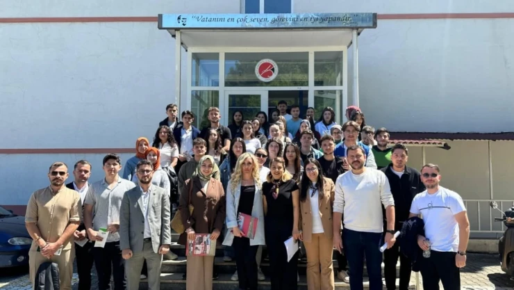 İnebolu MYO Öğrencilerine Tütün Bağımlılığı Eğitimi Verildi