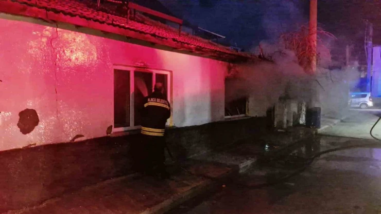 Katalitik Soba Yangına Sebep Oldu