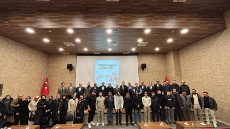 İslam Hukukunun Güncelliği Konferansı Düzenlendi