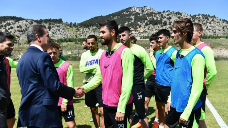 Isparta 32 Spor sezon hazırlıklarına başladı