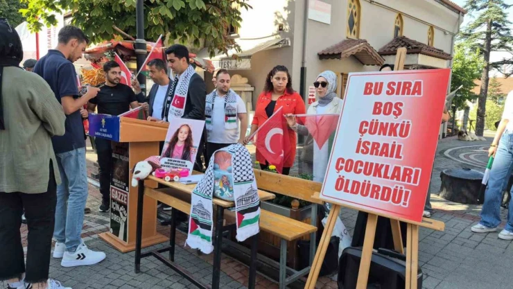 İsrail'e Tepki Gösterildi