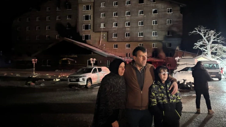 Facia Otelini Görmek İçin Yollarını Uzattılar