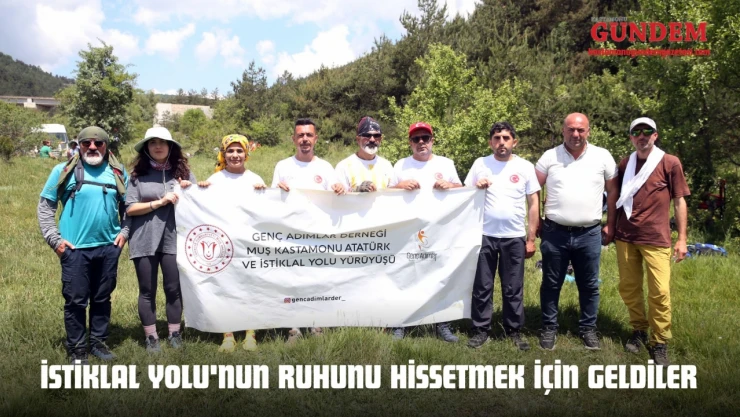 İstiklal Yolu'nun Ruhunu Hissetmek İçin Geldiler