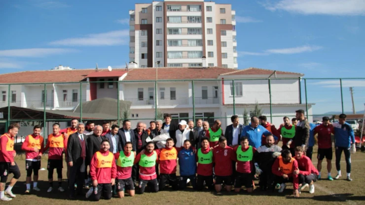 İYİ Parti'den KSK'ya İdman Ziyareti