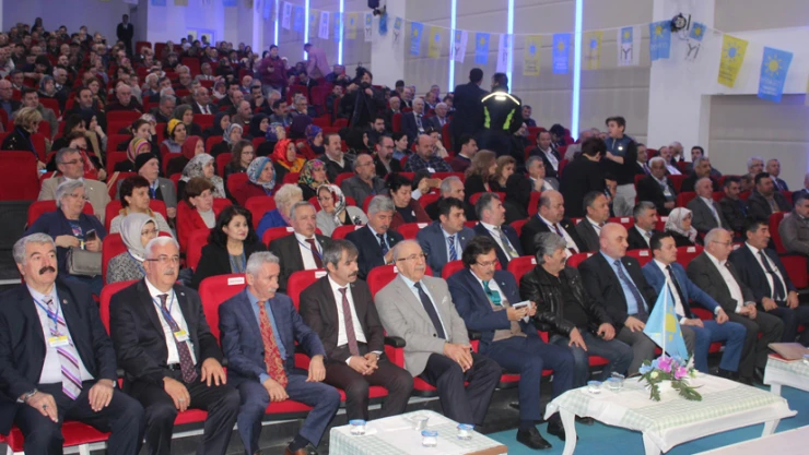İYİ Parti kongresini gerçekleştirdi