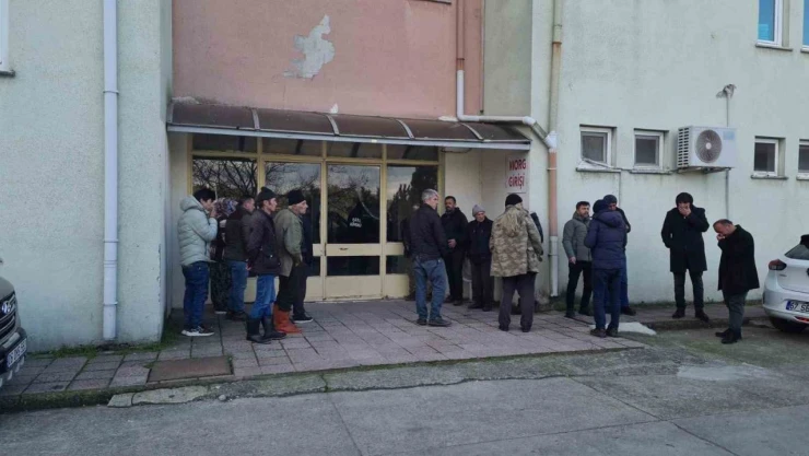 Jandarma, Metrelerce Karda Kayıp Adamın İzini Sürdü