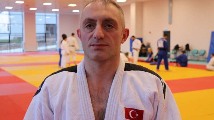 Judoya 33 Yaşında Başladı, Madalya Hedefi Koydu