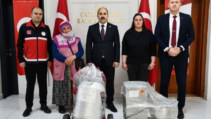 Kadın Üreticilere Yeni Makineler Hibe Edildi