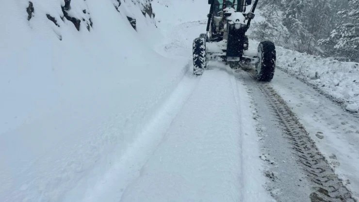 Kapalı Köy Yolu Sayısı 222'ye Yükseldi