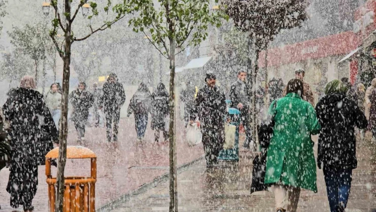 Kar Yağışı Yeniden Etkili Oldu