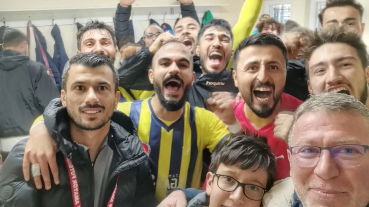 Karabük kaybetti, Özel İdare zirvede