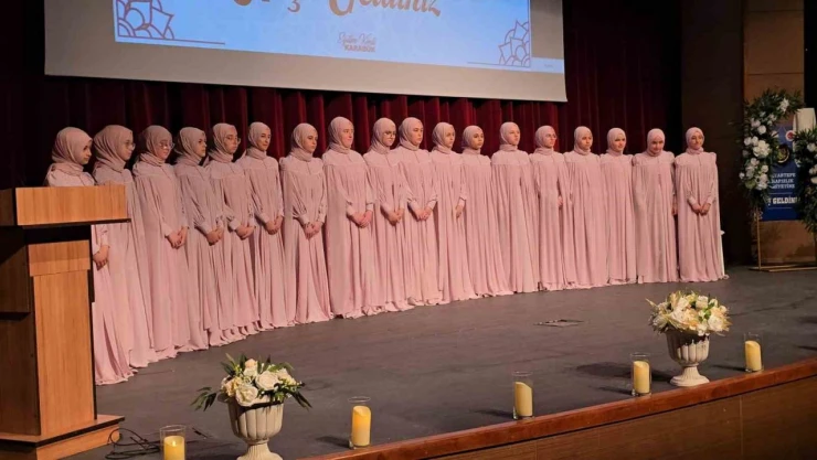 'Örgün Eğitimle Birlikte Hafızlık Projesi' İlk Meyvelerini Verdi