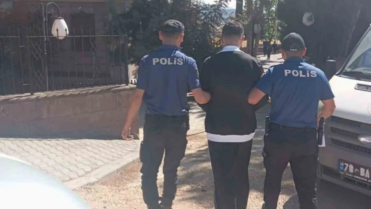 8 Yıl Hapisle Aranıyordu, Yakalandı