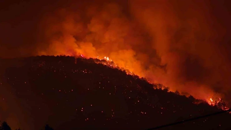 Karabük'te Orman Yangınları Nedeniyle 10 Köy Boşaltıldı