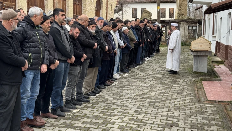 Karabük'te Otomobilin Çarptığı Genç Toprağa Verildi