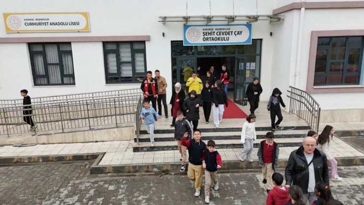 Karabük'teki Okullarda Eş Zamanlı Deprem Tatbikatı