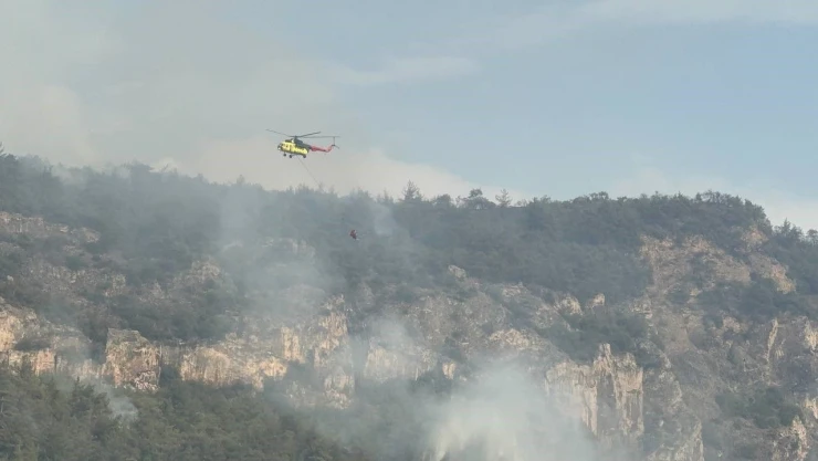 Karabük'teki Orman Yangını Kısmi Olarak Kontrol Altına Alındı