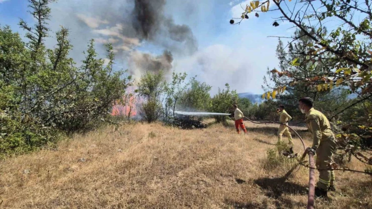 Karabük'teki Orman Yangınlarını Söndürme Çalışmaları Aralıksız Sürüyor