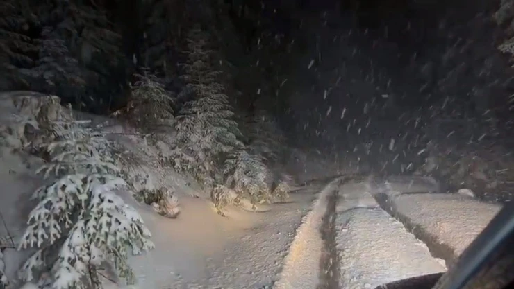 Karabük'ün Yüksek Kesimlerinde Yeniden Kar Yağışı Başladı