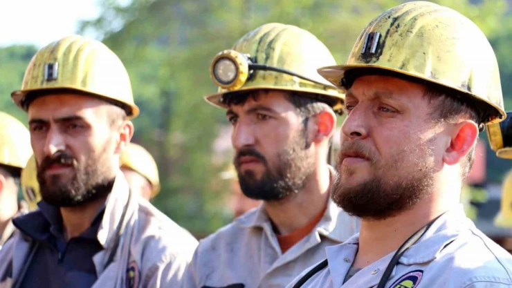 30 Madenci Dualarla Anıldı