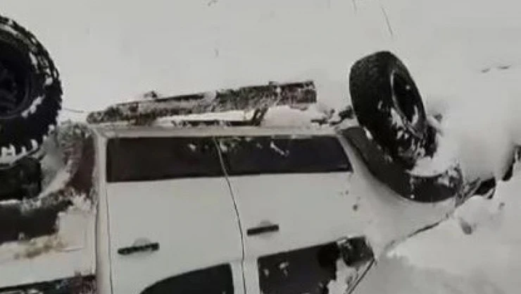 Arazi Aracı Ters Döndü