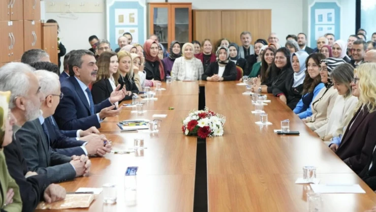 Kariyer Basamakları Kılavuzu Yayımlandı